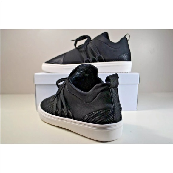 Steve Madden Black Sneakers🖤🖤 - Picture 4 of 5